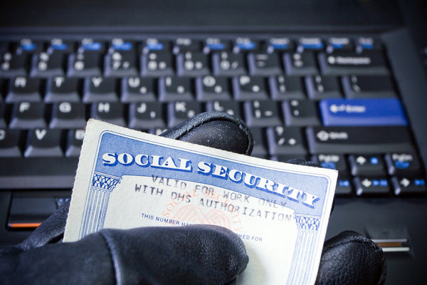 5 Warning Signs of Identity Theft
